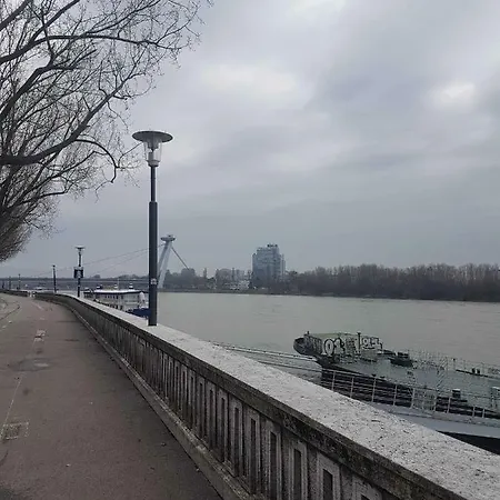 Apartment Danubio Pressburg
